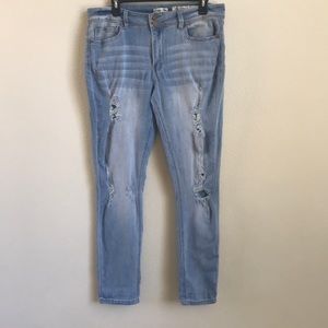 Blue distressed/rip Jeans